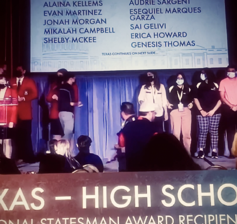 audrie sargent recieves national stateman award